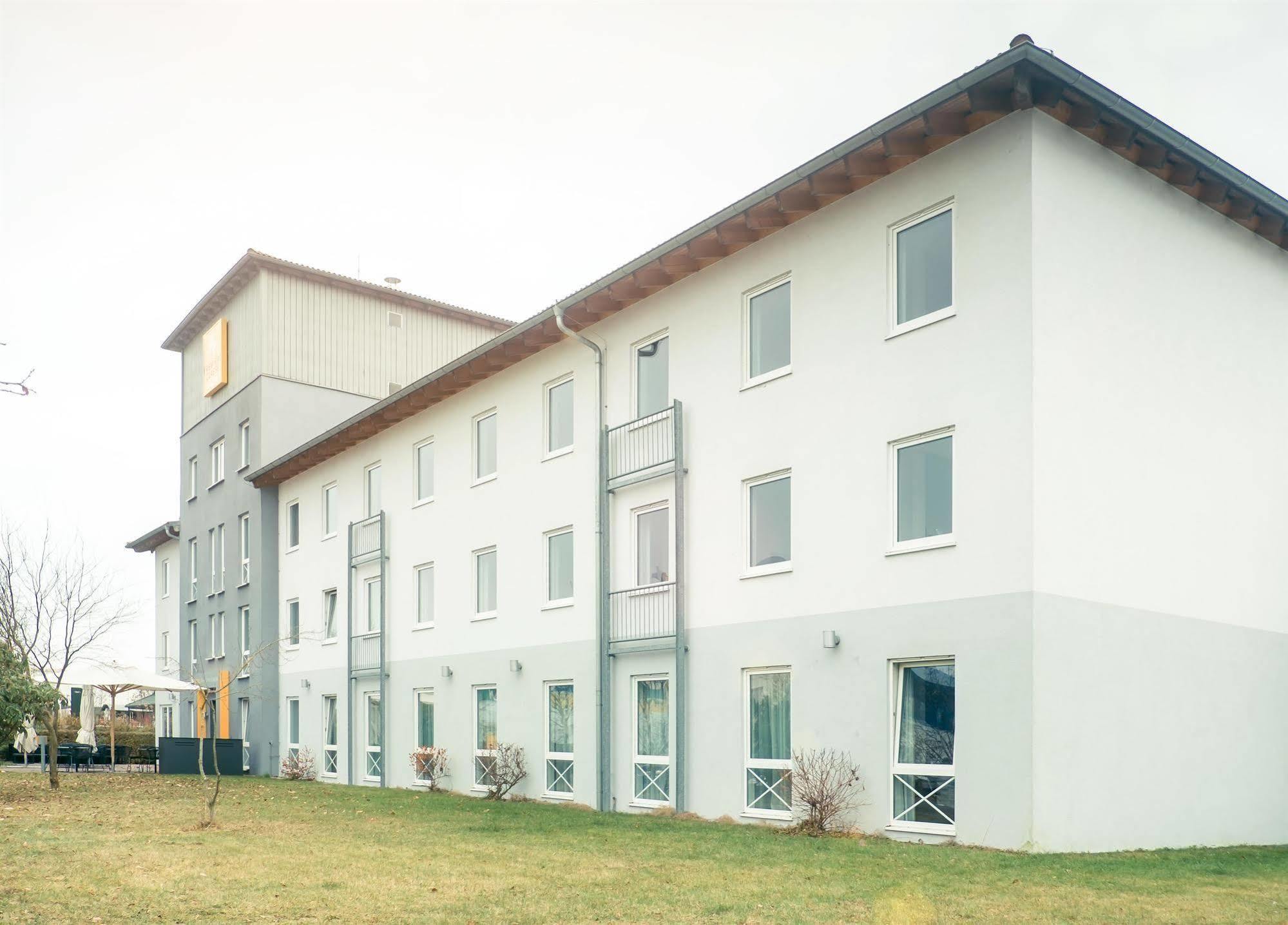 B&B Hotel Offenbach-Süd Eksteriør billede